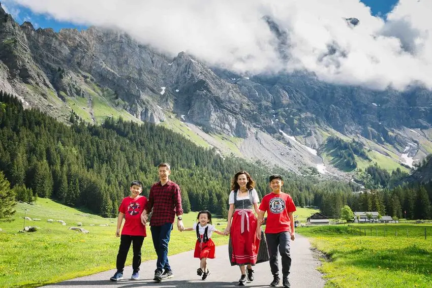 Kashmir Holiday Package for Family
